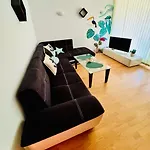 Апартамент One Sunny In Sunny *